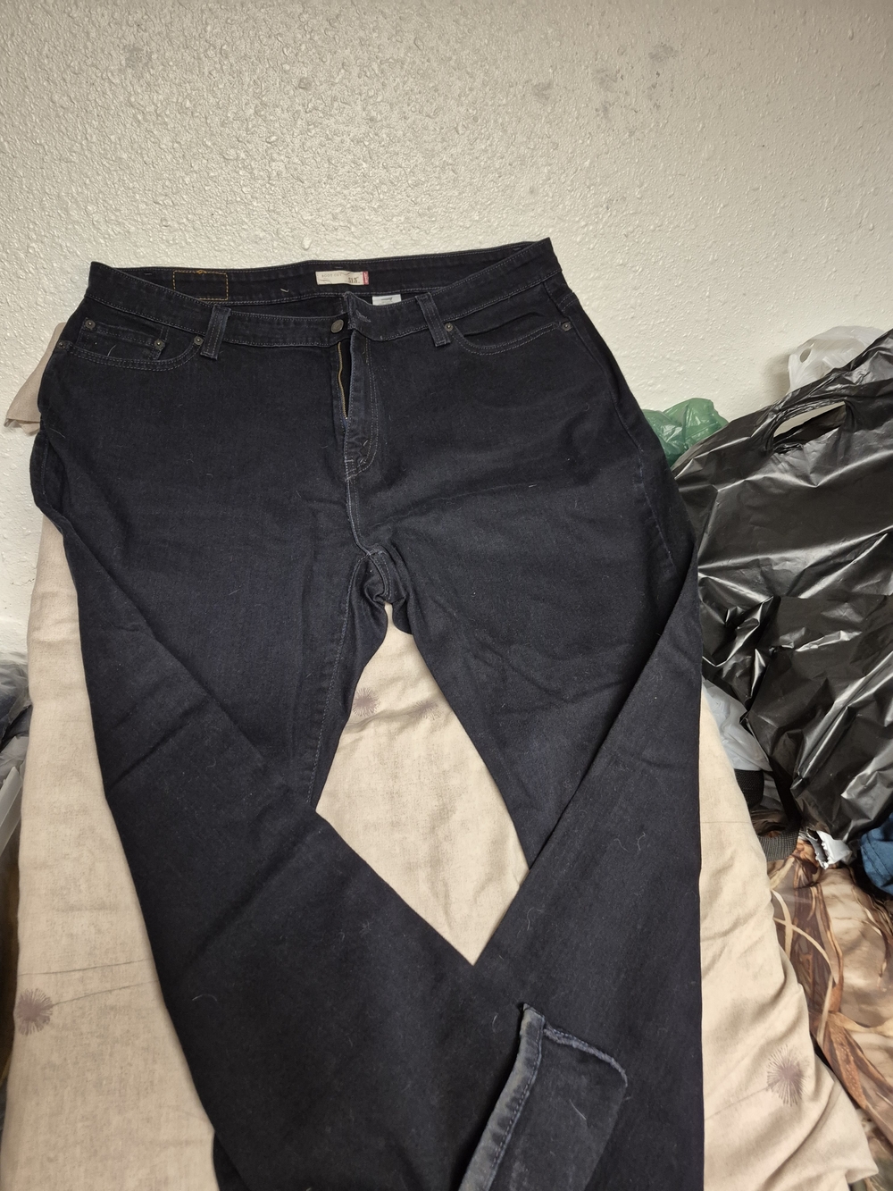 Levi's Black Straight-Leg Jeans